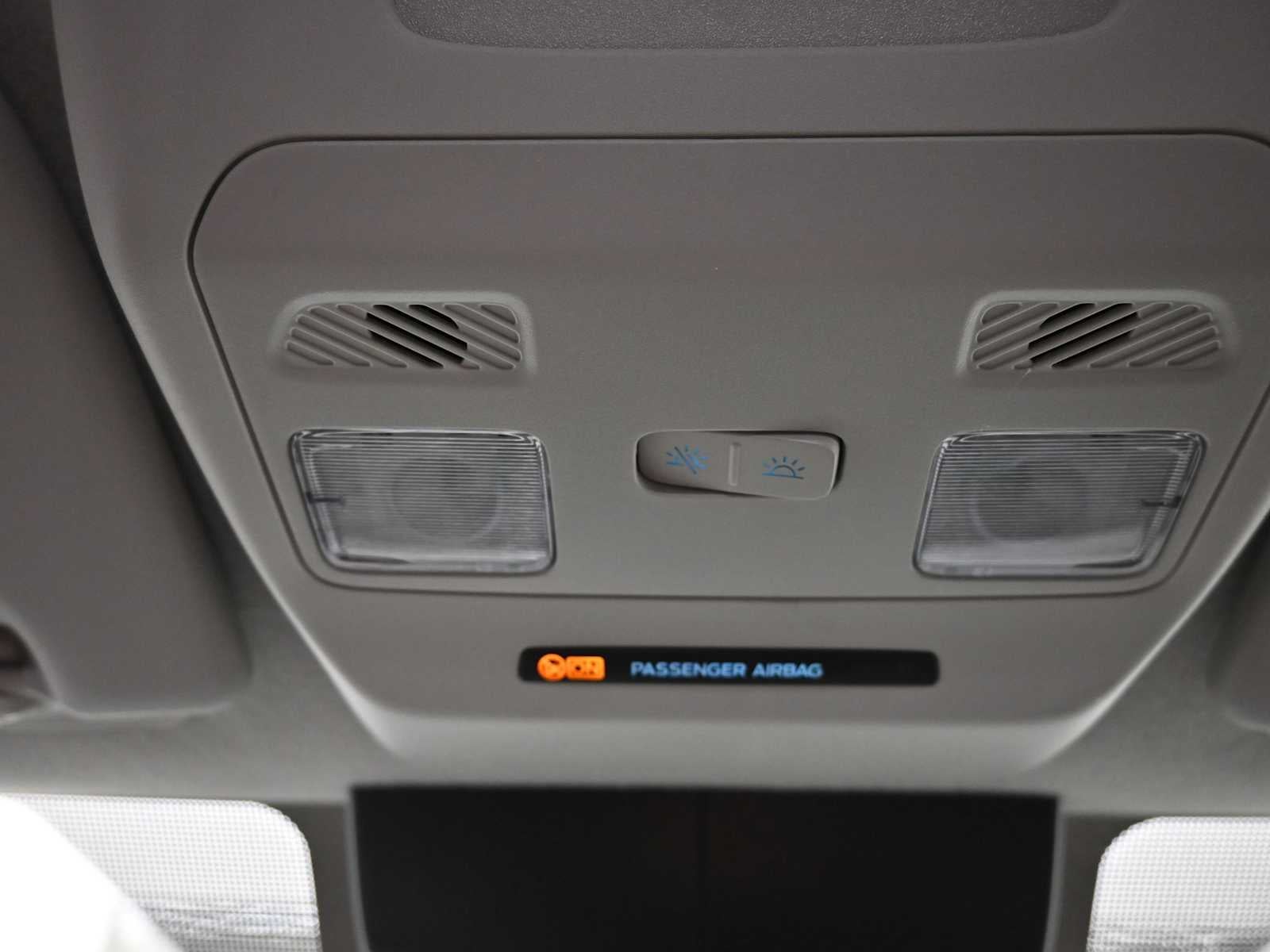 2025 Ford Transit Base