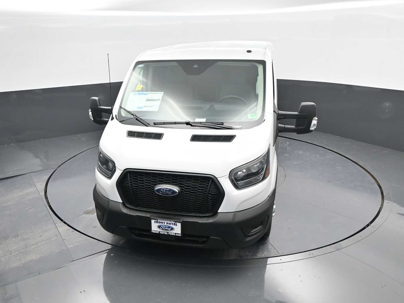 2025 Ford Transit Base
