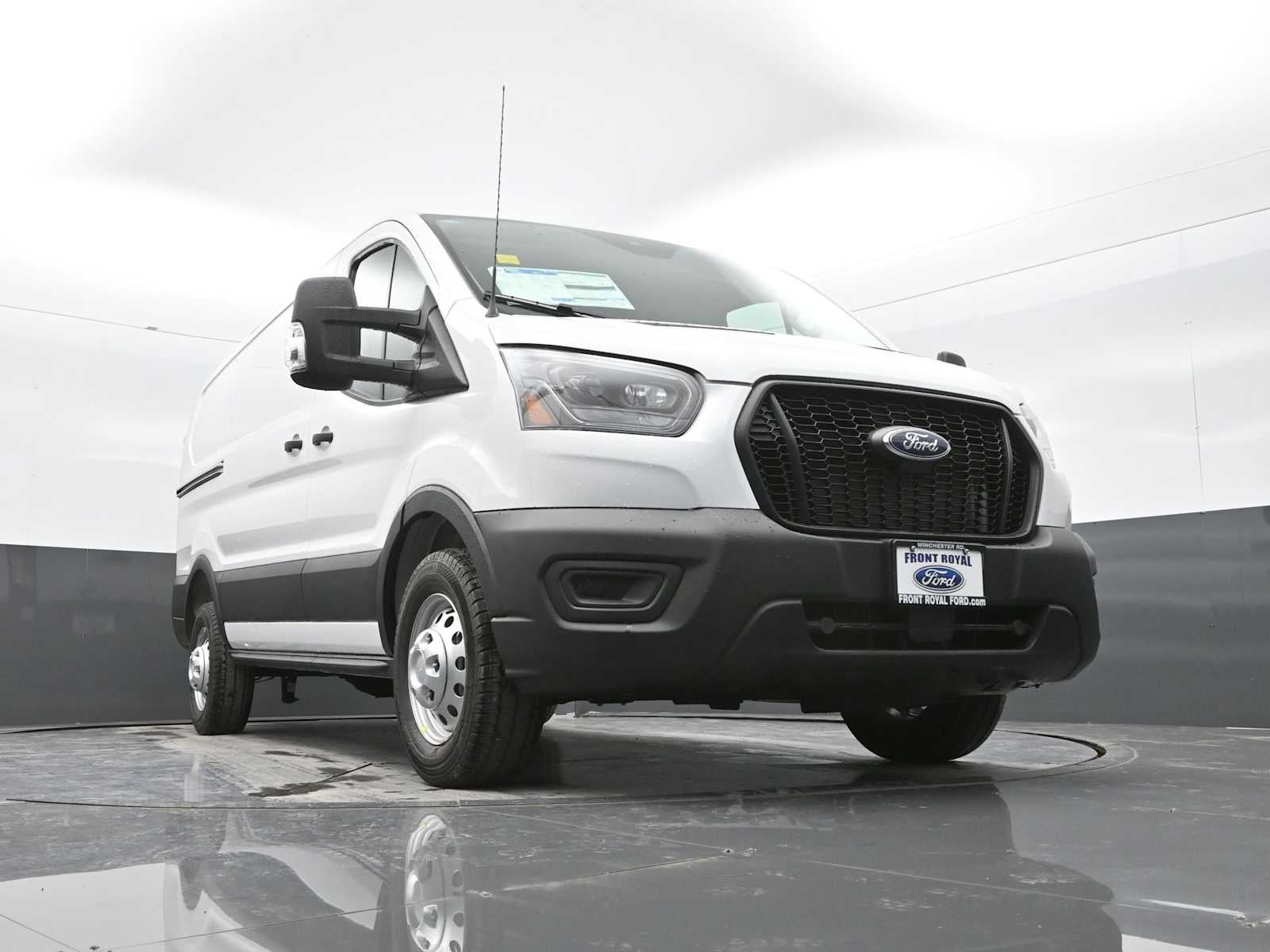 2025 Ford Transit Base