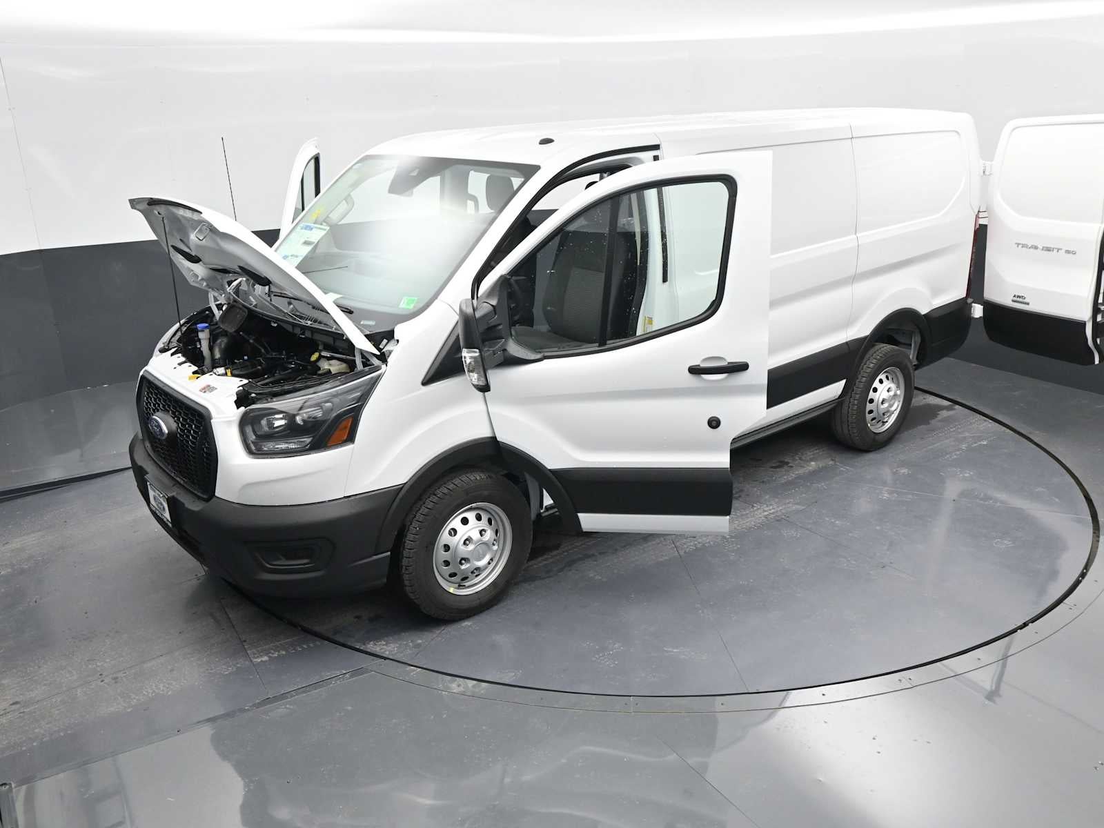 2025 Ford Transit Base