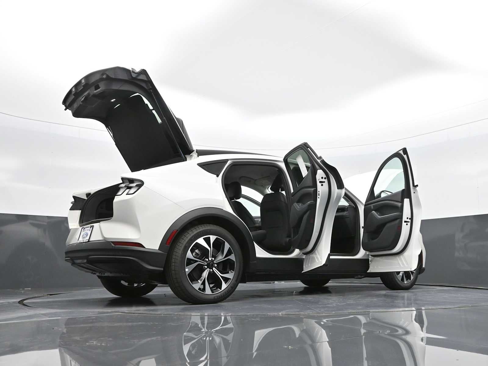 2025 Ford Mustang Mach-E Select